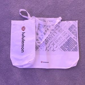 Lululemon bag